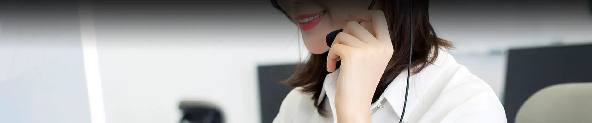 Liên hệ với chúng tôi